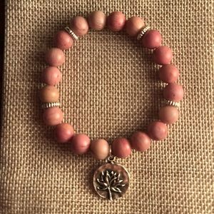 💓Pink Rhodonite Natural Store Bracelet w/Silver Toned Lotus Charm 💓